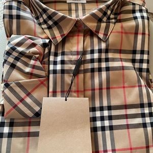 Burberry-Ladies Button down shirt